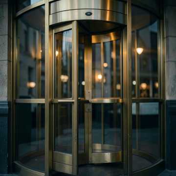 PLG (Product-Led Growth)